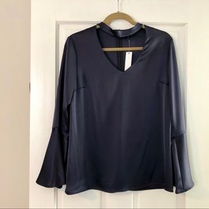 Drew navy choker top size M NWT